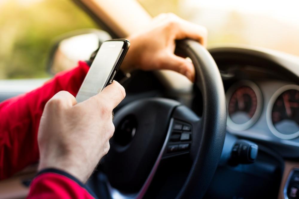 Dangerous texting and driving at the same time