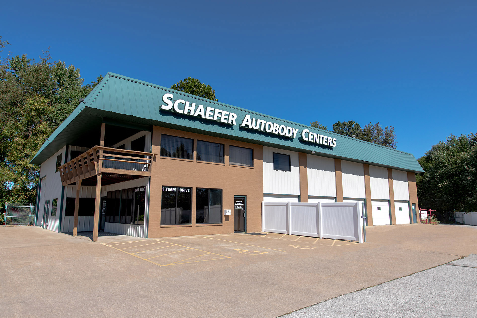 Auto Body Shop O'Fallon, MO Schaefer Autobody Centers