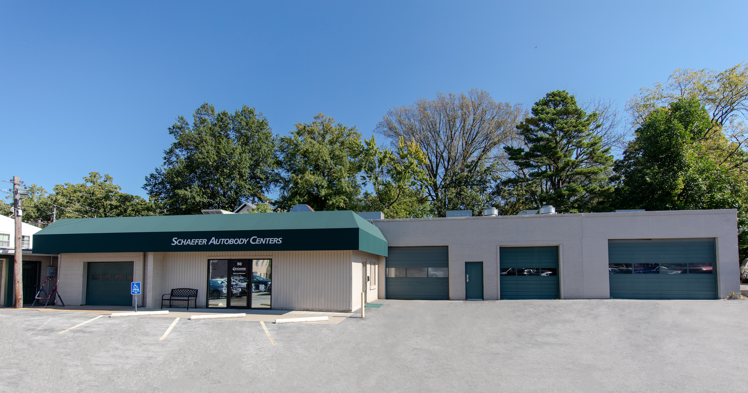Auto Body Shop ster Groves Schaefer Autobody Centers