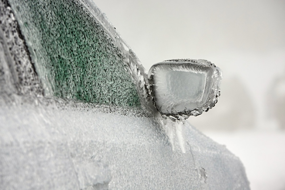 Defrost icy vehicle windows